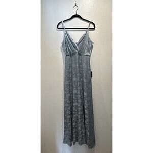 Lulu’s Maxi Dress Women’s Medium Blue Floral Satin Jacquard Radiant Refinement